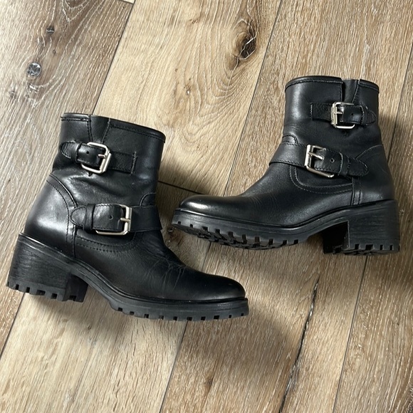 Steve Madden Black Leather Moto Booties - Picture 7 of 9